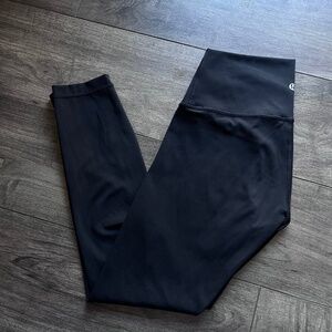 Lululemo wunder under luxtreme size 6, 28"